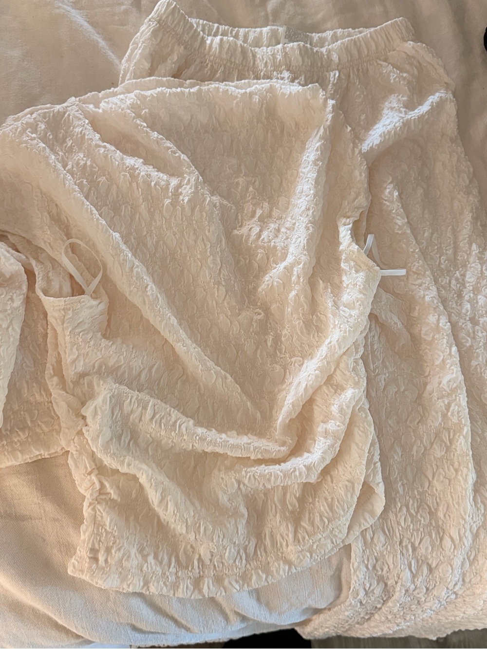 Cream Textured Bedding Set - Lightweight Comfort